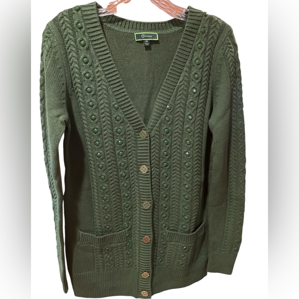 🛍️# 2530 NWOT CHRISTIAN SERANO C. Wonder Green Knit Cardigan w/ Embellished …
